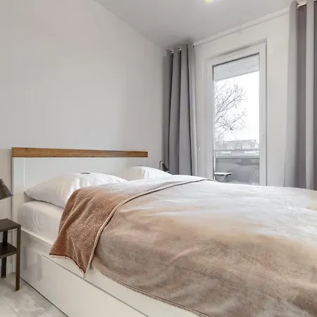 Emilii Plater Iv - Unique *