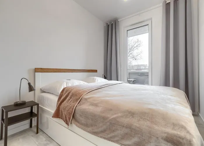 Emilii Plater Iv - Unique *